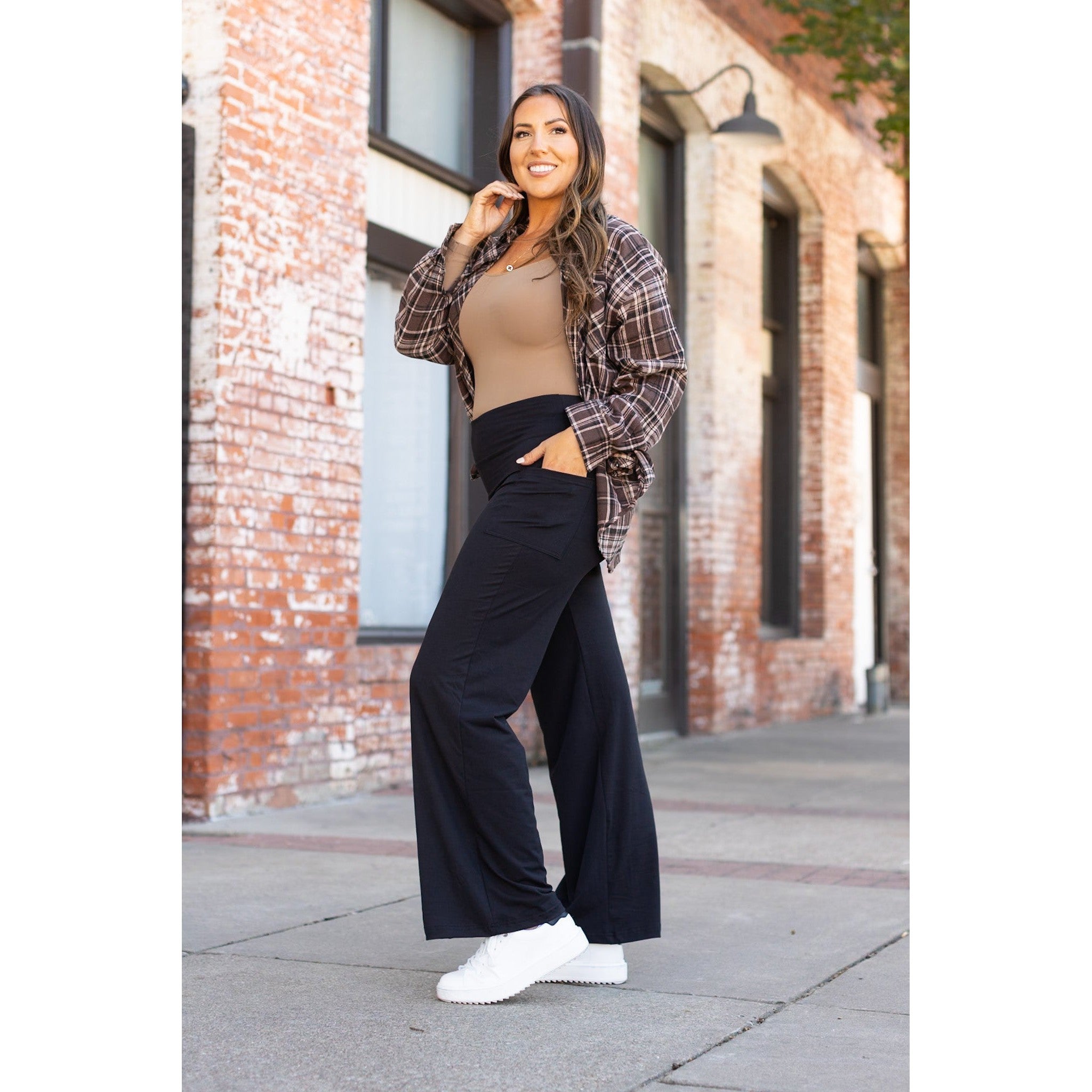 Ready to Ship | The Brooke - Black Wide Leg Full-Length with Pockets - Luxe Leggings by Julia Rose®