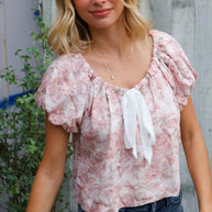 Feeling Femme' Blush Scoop Neck Floral Top w/Bow