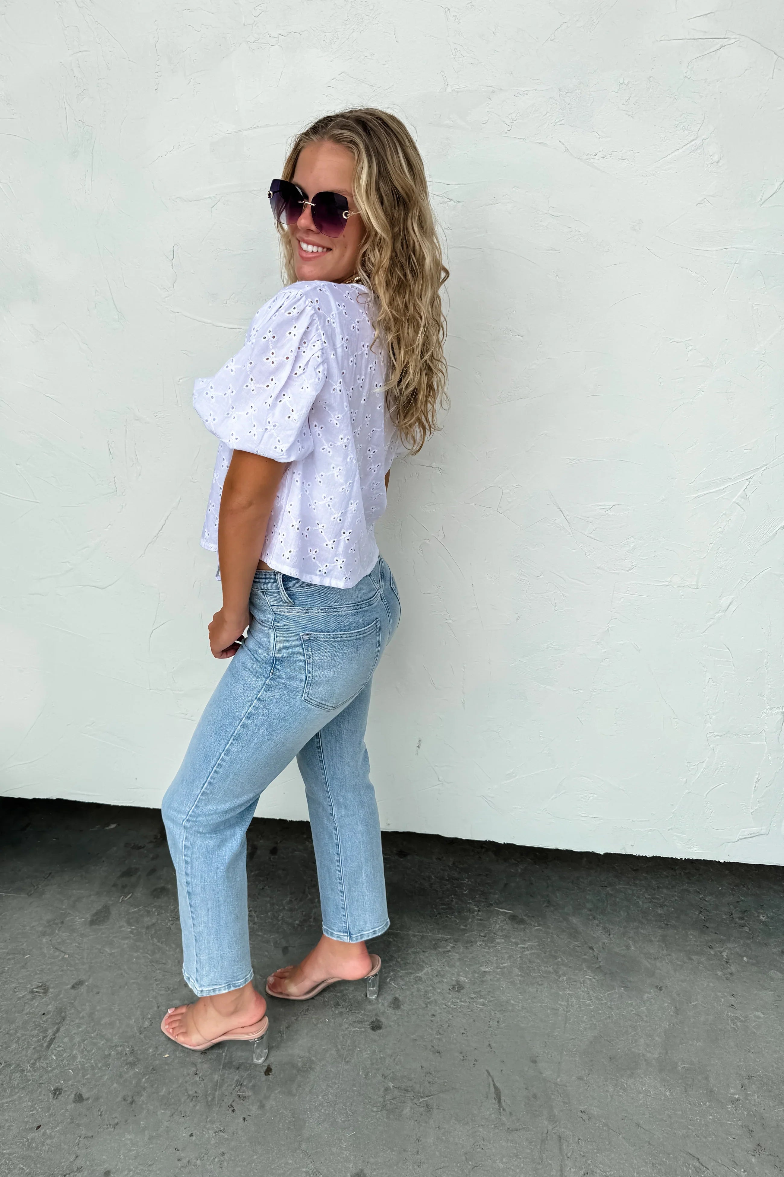 PREORDER: Alexie Straight Leg Cropped Jeans