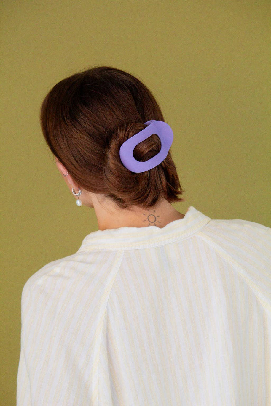 Circle Cutout Flat Claw Clip