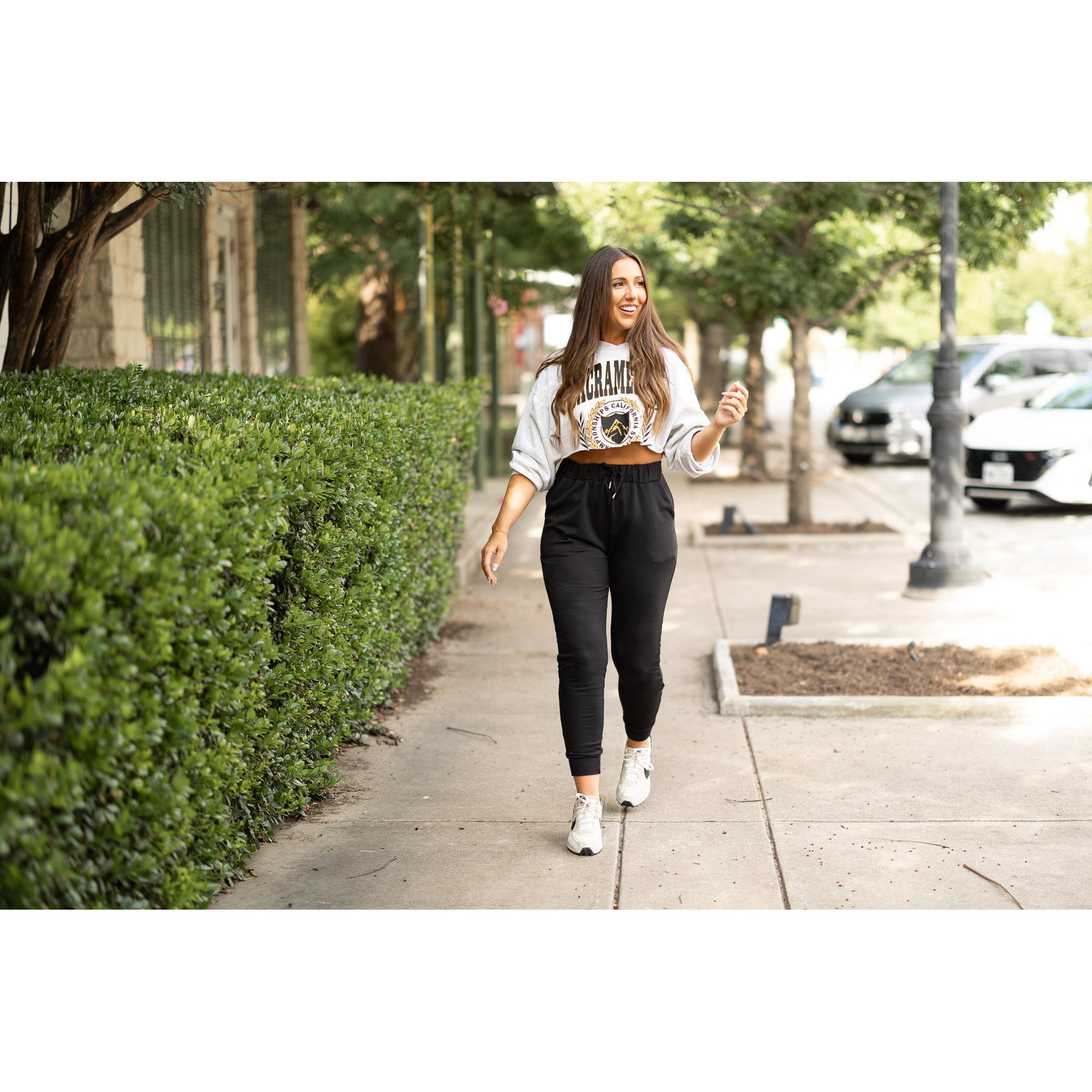 PreOrder  | The Braelyn - Black Fleece Jogger