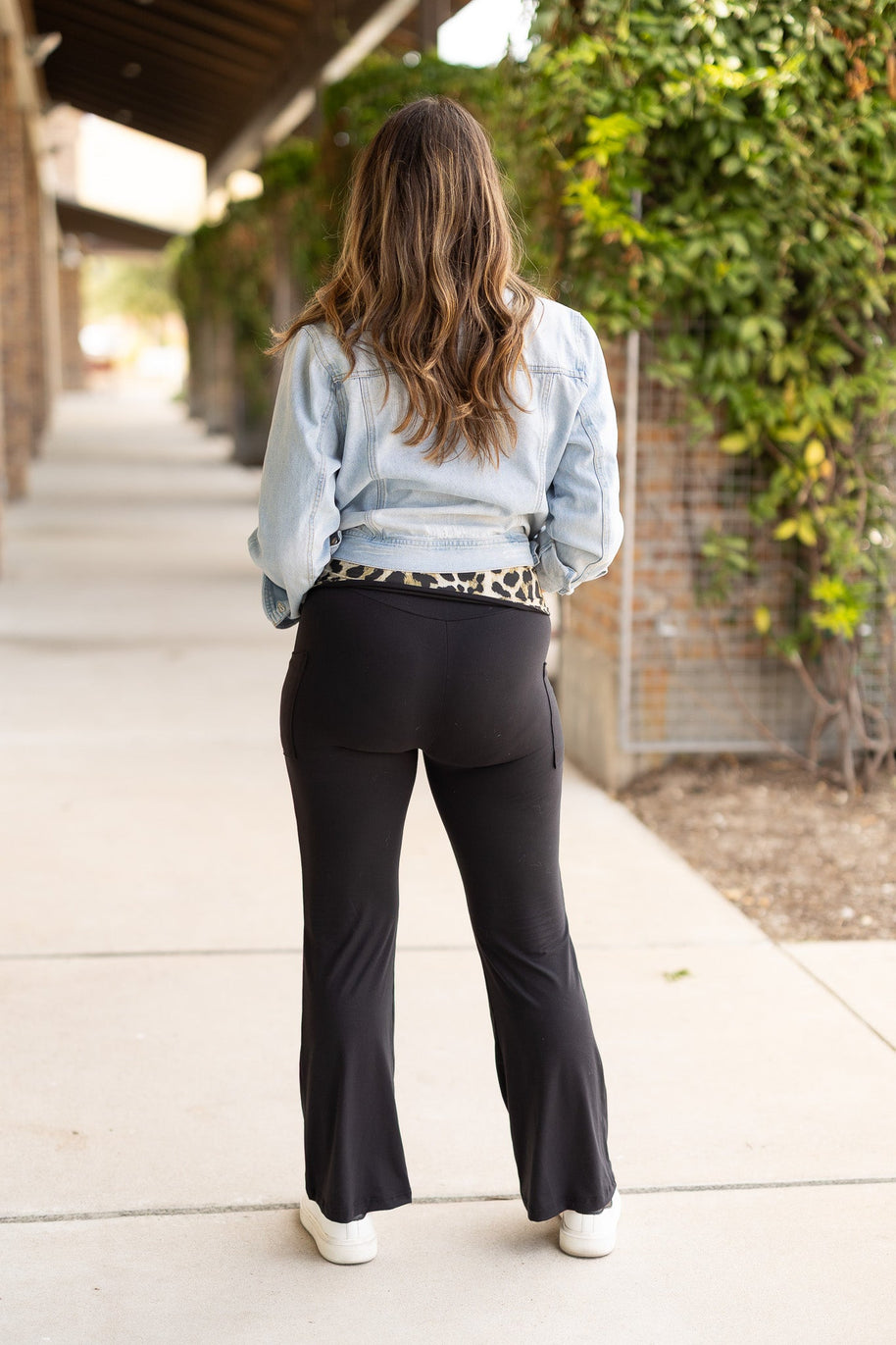 PreOrder | The Kristen - Leopard Fold Over Bootcut Leggings