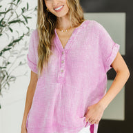 Basic Fade V-Neck Acid Wash Top in Mauve