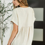 Basic Fade V-Neck Acid Wash Top in Sand Beige