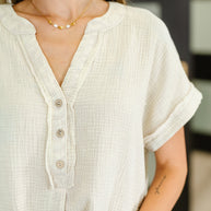 Basic Fade V-Neck Acid Wash Top in Sand Beige