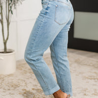 Cheyenne V-Front Cool Denim Boyfriend Jeans