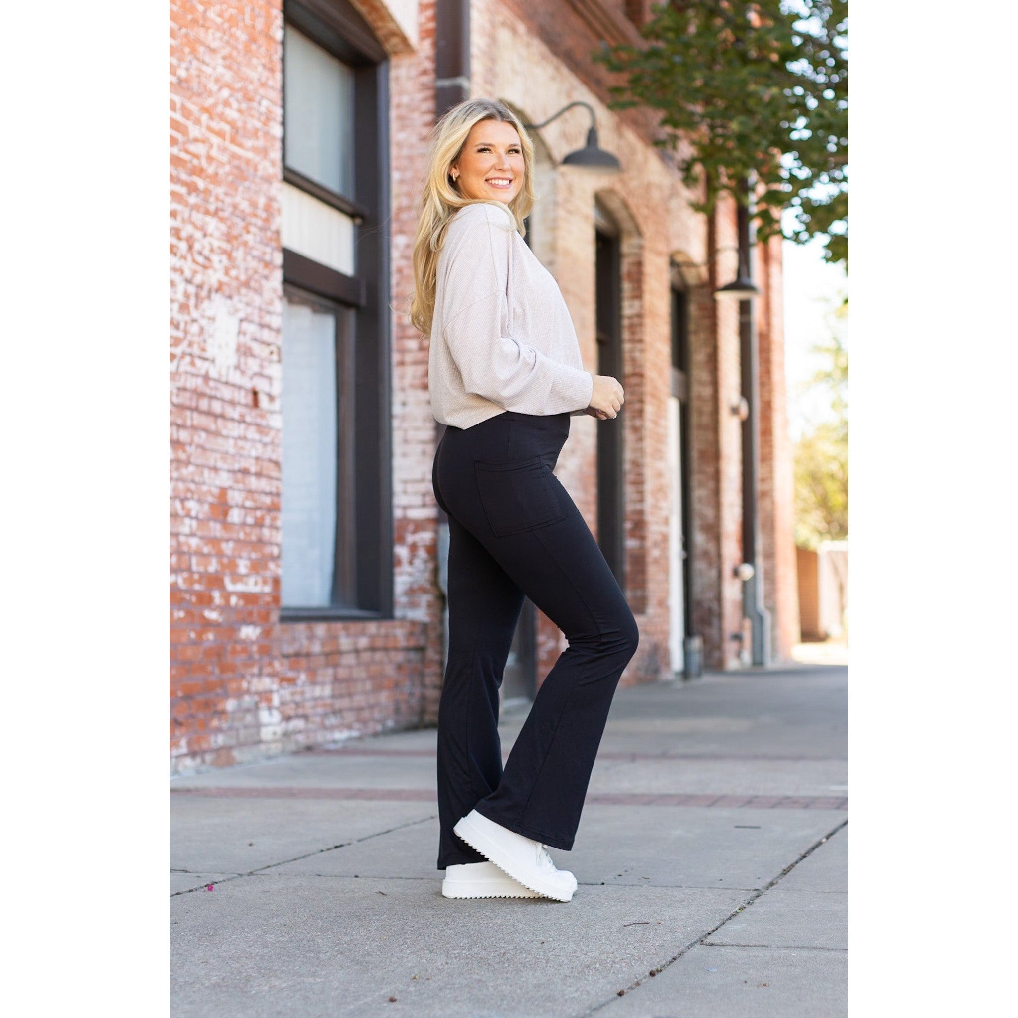 Ready to Ship | The Vanessa 27 - Black Bootcut Leggings