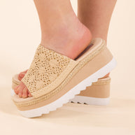 Ophelia Wedges in Cream