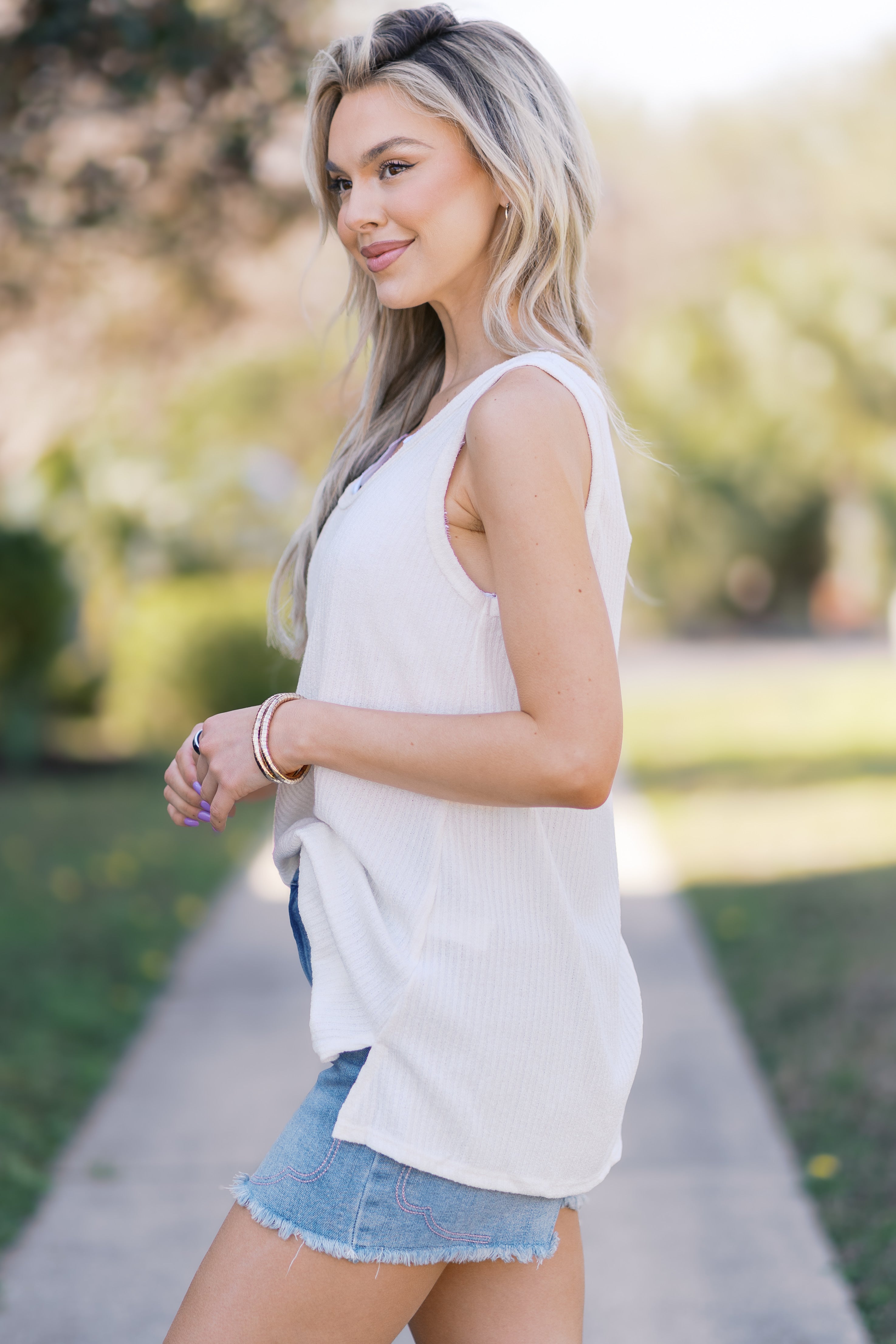 Ivory Basic - Tank