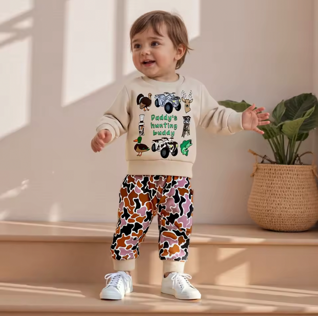 Daddy's Hunting Buddy Lounge Set