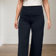 Magic Capri Pants - Black