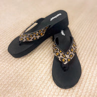 Evirare Rhinestone Sandal in Cheeath