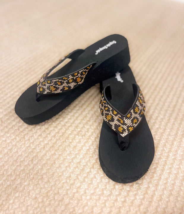 Evirare Rhinestone Sandal in Cheeath