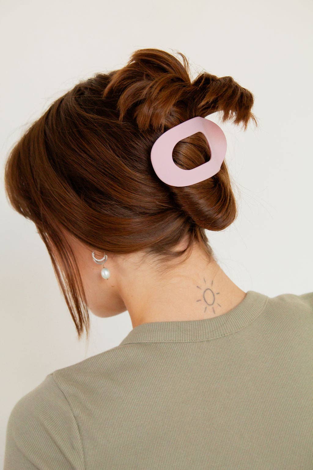 Circle Cutout Flat Claw Clip