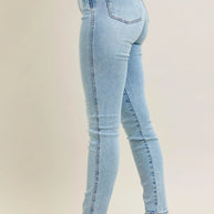 fee9451b3b8042699e0f21392f96f408-Max-Origin