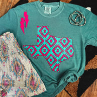 FestiviTees Women - Apparel - Shirts - T-Shirts Pink Aztec Texas Soft Graphic Tee
