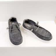 Maco Sneaker in Charcoal