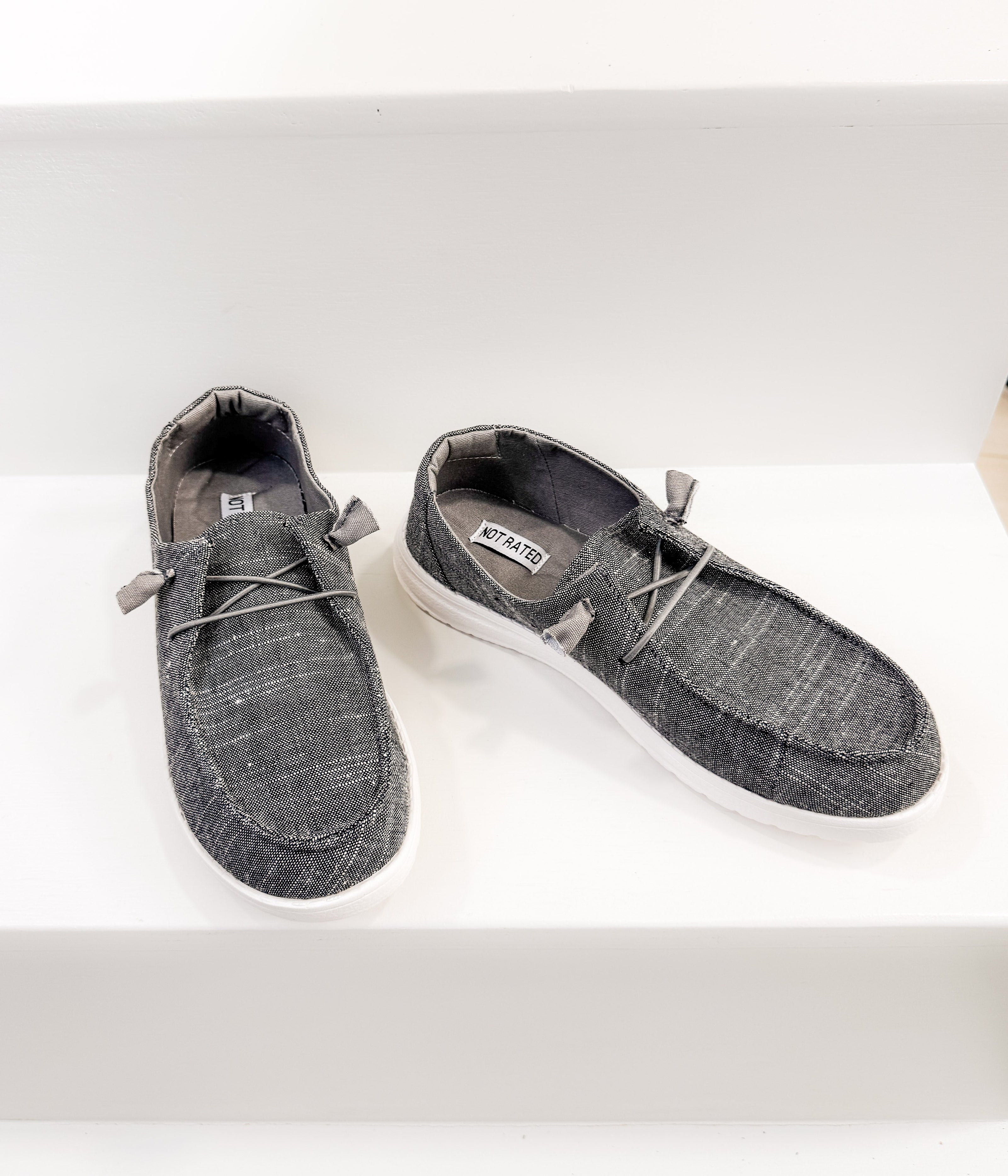 Maco Sneaker in Charcoal