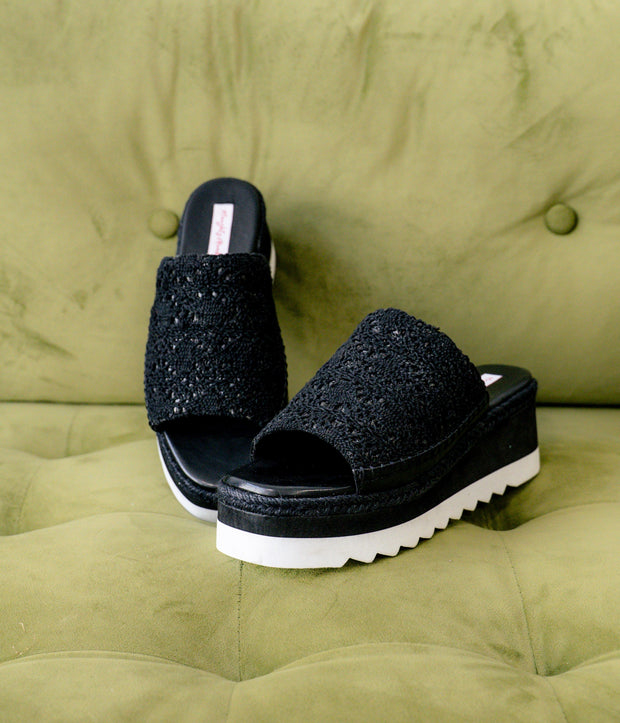 Ophelia Wedges in Black